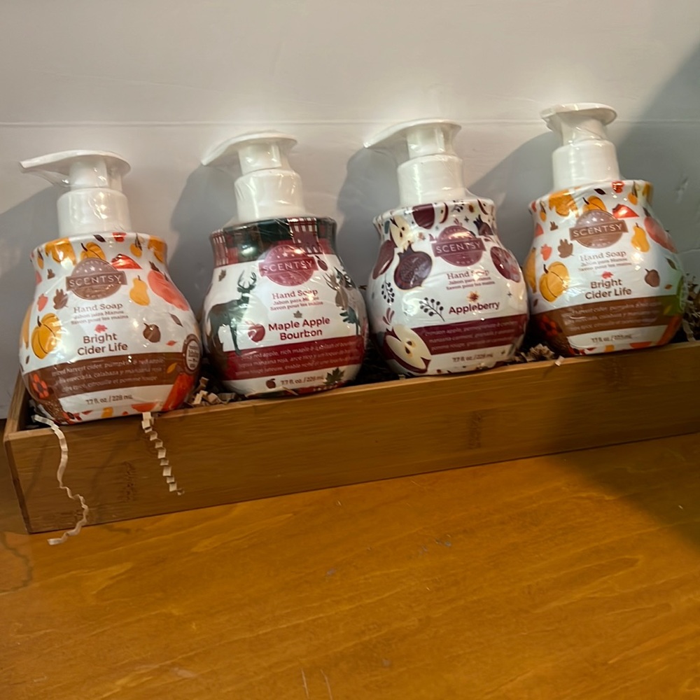 Scentsy Hand Pump Soap 4 Soaps
